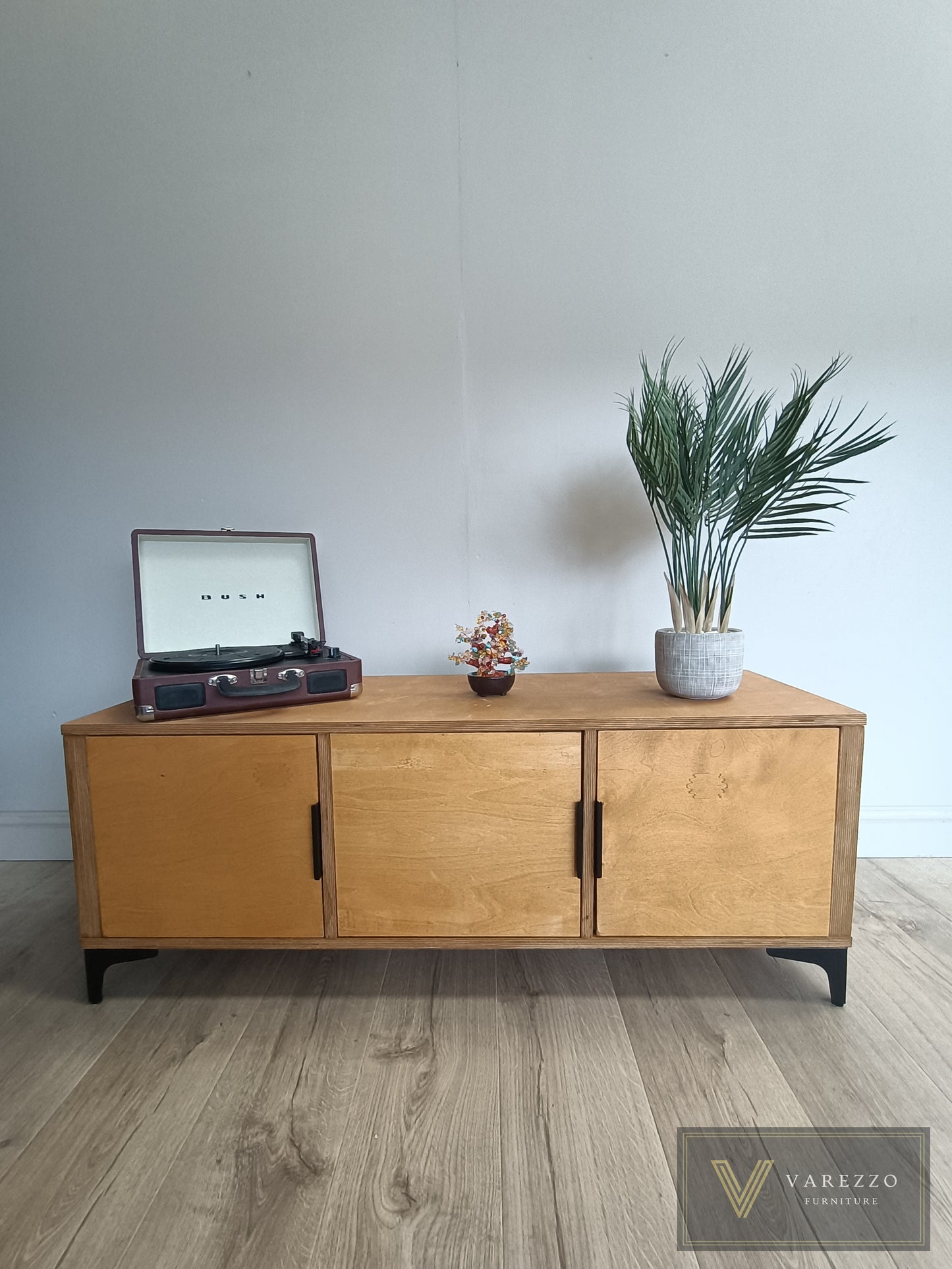 Small Turntable Stand with Doors | Vinyl Record Storage | Varezzo Bari V12A