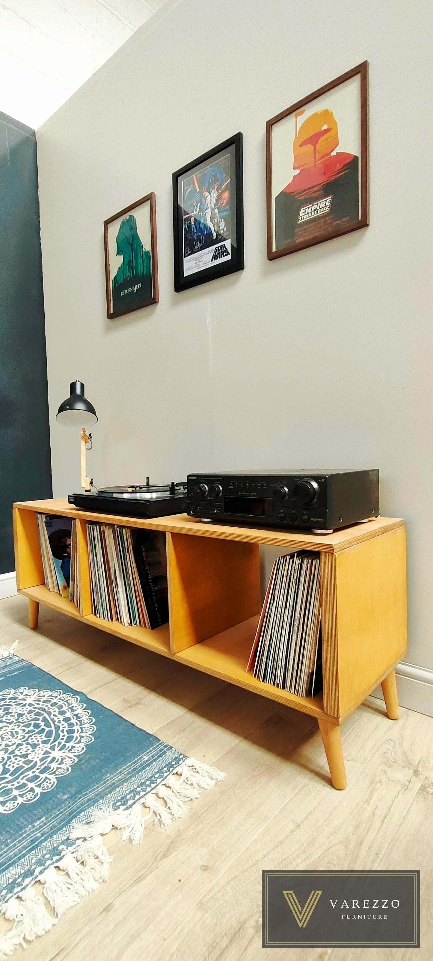 Varezzo Bergamo | Wooden legs | Record Player Stand | Vinyl Record Storage | Turntable Stand