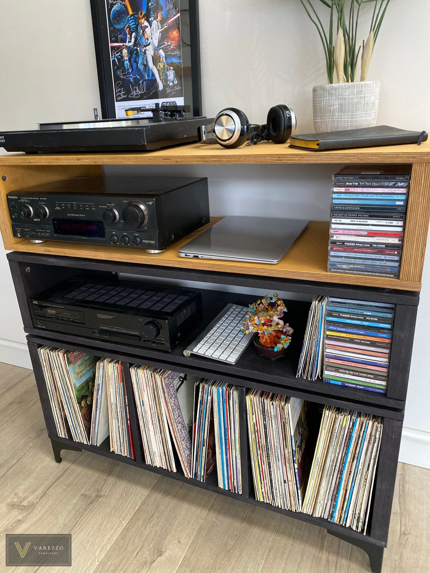 Varezzo Parma | Record Player Stand | Vinyl Record Storage | Turntable Stand